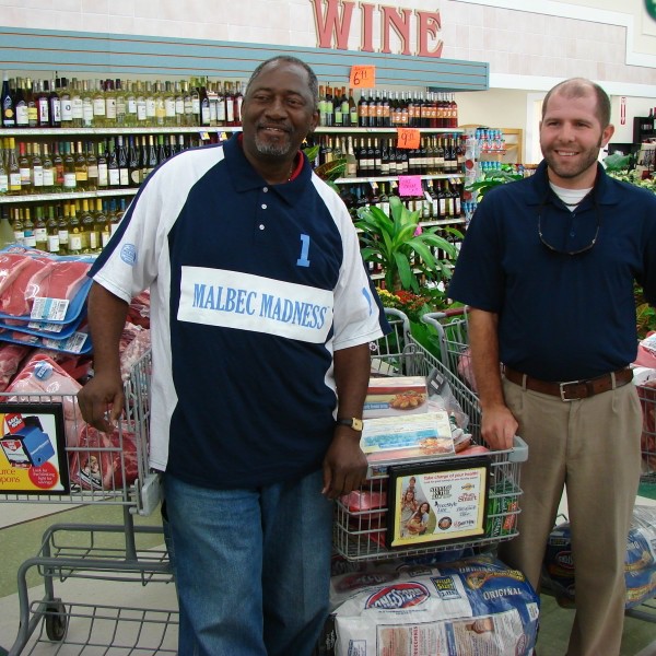 Piggly Wiggly customer wins shopping spree Beaufort South Carolina